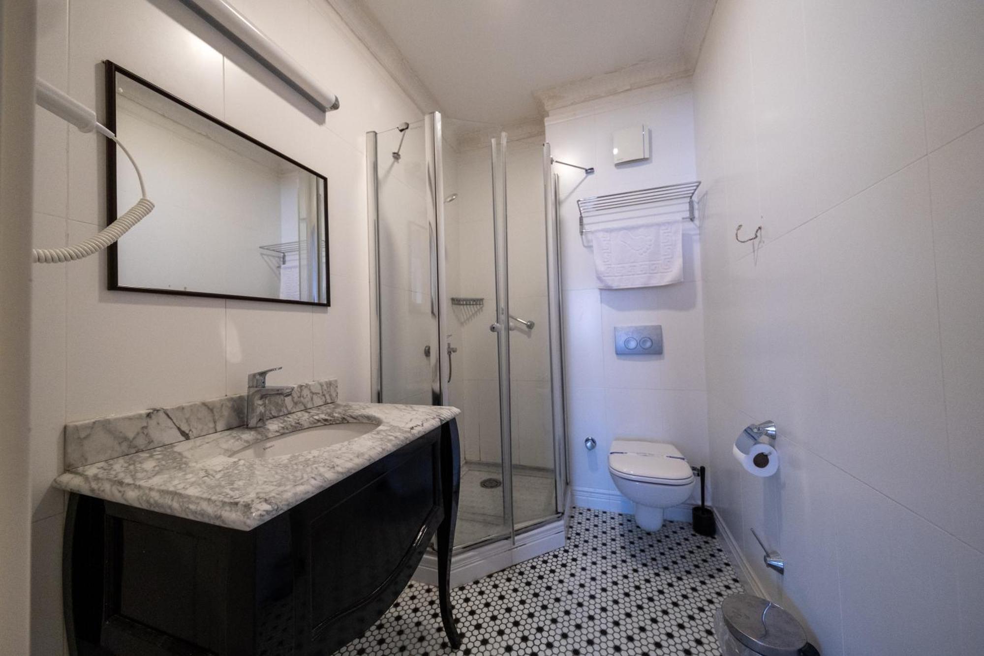 The Luxury Frame Suites Istanbul Exteriör bild